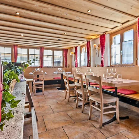 L'auberge De L'ours Hotel *