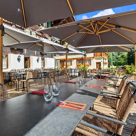 L'auberge De L'ours Hotel